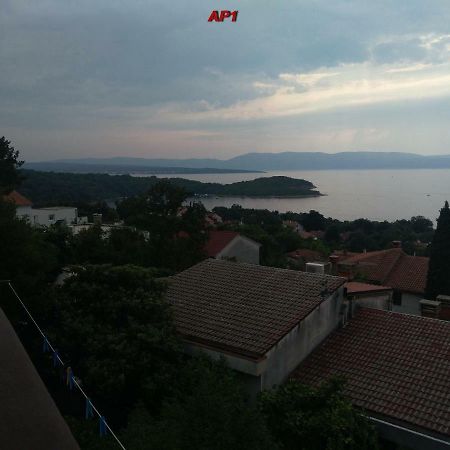 Apartments Sudic Njivice Extérieur photo
