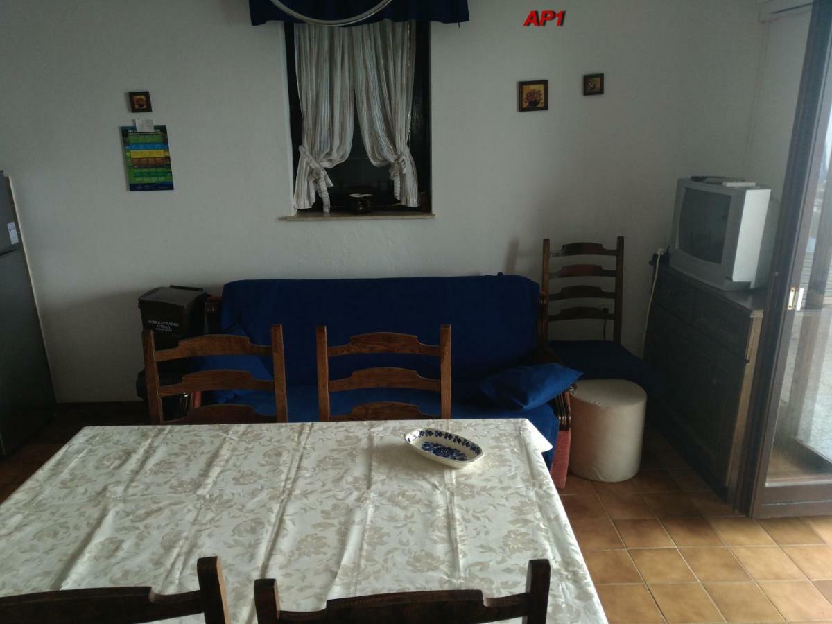 Apartments Sudic Njivice Extérieur photo