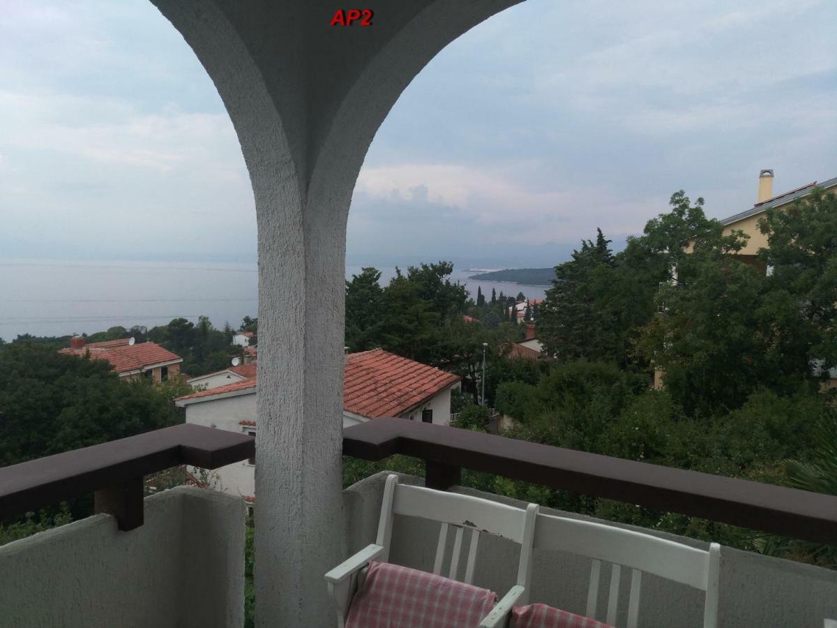 Apartments Sudic Njivice Extérieur photo