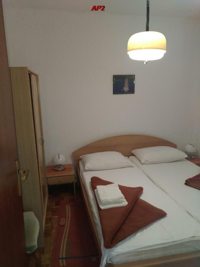 Apartments Sudic Njivice Extérieur photo