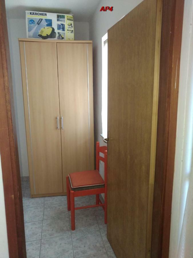 Apartments Sudic Njivice Extérieur photo