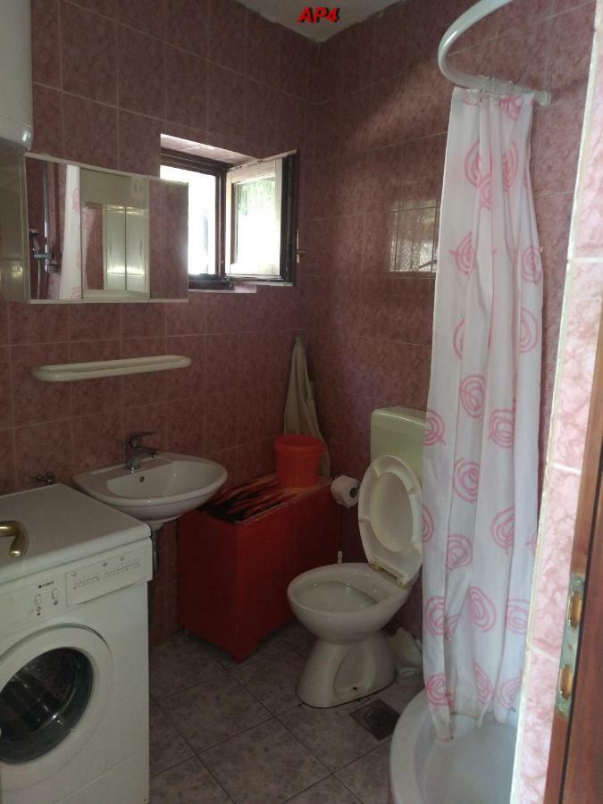 Apartments Sudic Njivice Extérieur photo
